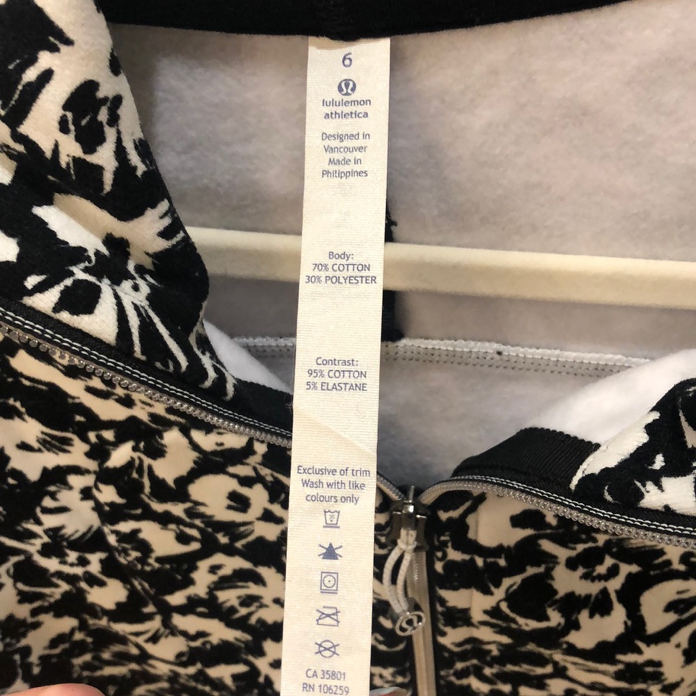 Lululemon Front Zip Black and White Jacket - Picture 2 of 3